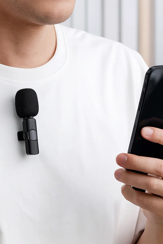 Intelligent Noise Cancelling Live Streaming Clip on Microphone for Type-C & for iPhone with Charging Mini Wireless Lapel Collar Microphone